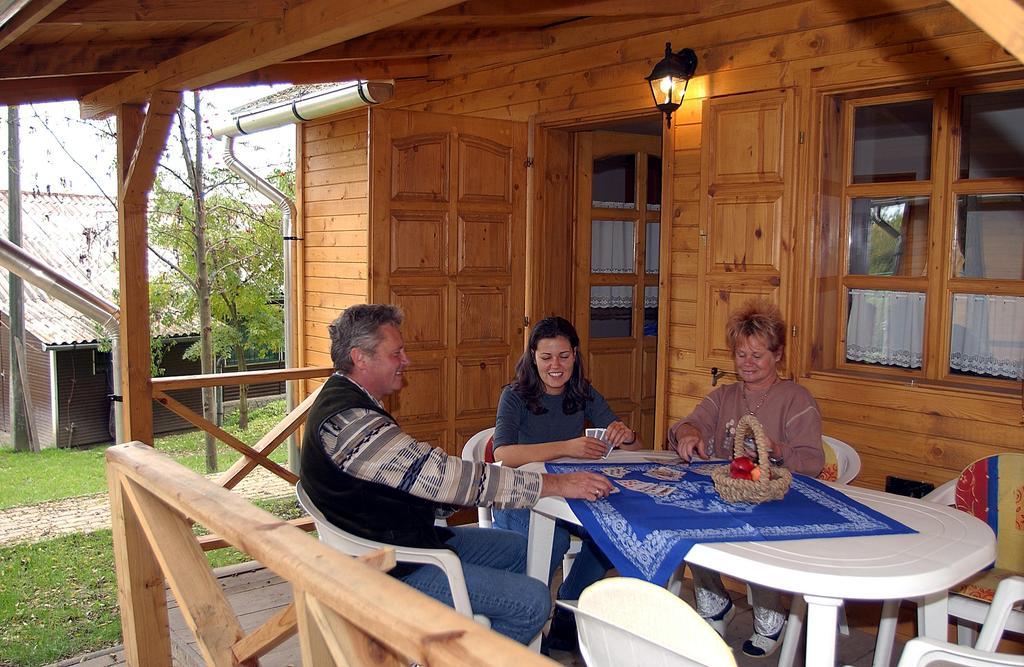 Zoeldvar Villa Богач Номер фото